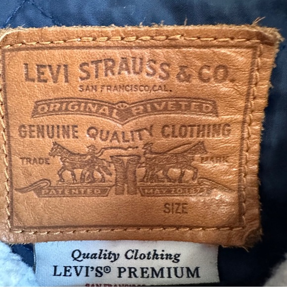 Levi’s Sherpa Trucker Jacket XS Quilted Lined Plaid Cozy Y2K Americana Outdoor - Picture 15 of 16